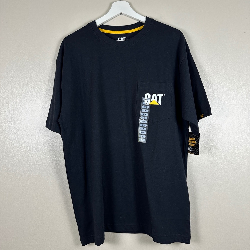 Caterpillar Men's Large Pocket T-Shirt Black Graphic‎ Logo NEW